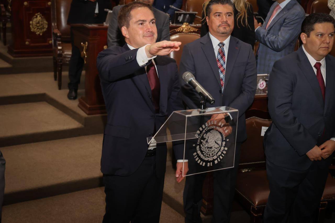 Rinde protesta Alcalde de Álvaro Obregón